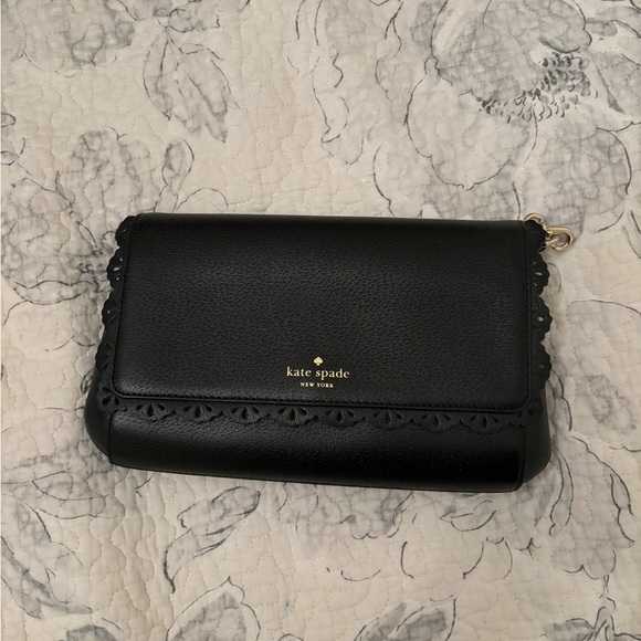 black purse - Picture 1 of 6